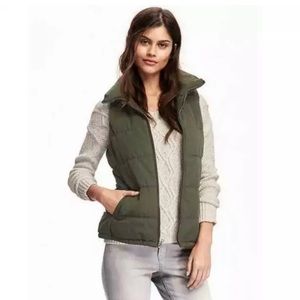 GAP Olive Green Puffer Vest